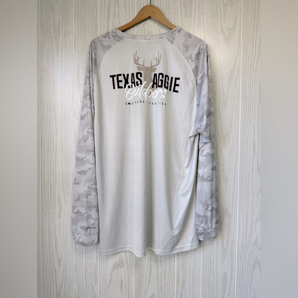 Aggie Outdoors Camo Buck Active Long Sleeve - Sand Size 2XL EUC - Picture 3 of 3